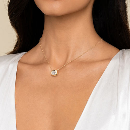 14K Yellow Gold Geometric Baguette and Round Diamond Pendant Necklace