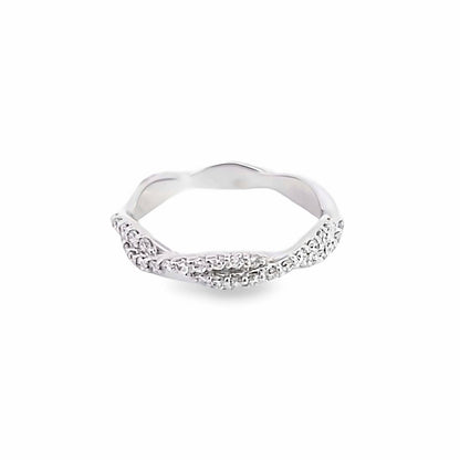 David Connolly | 14K White Gold Common Prong Twisted Crisscross Diamond Band