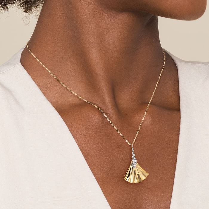 14K White and Yellow Gold Diamond and Diamond Cut Pendant Necklace