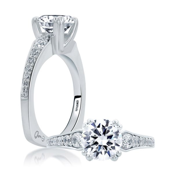 Round Vintage Diamond Center Solitaire Engagement Ring