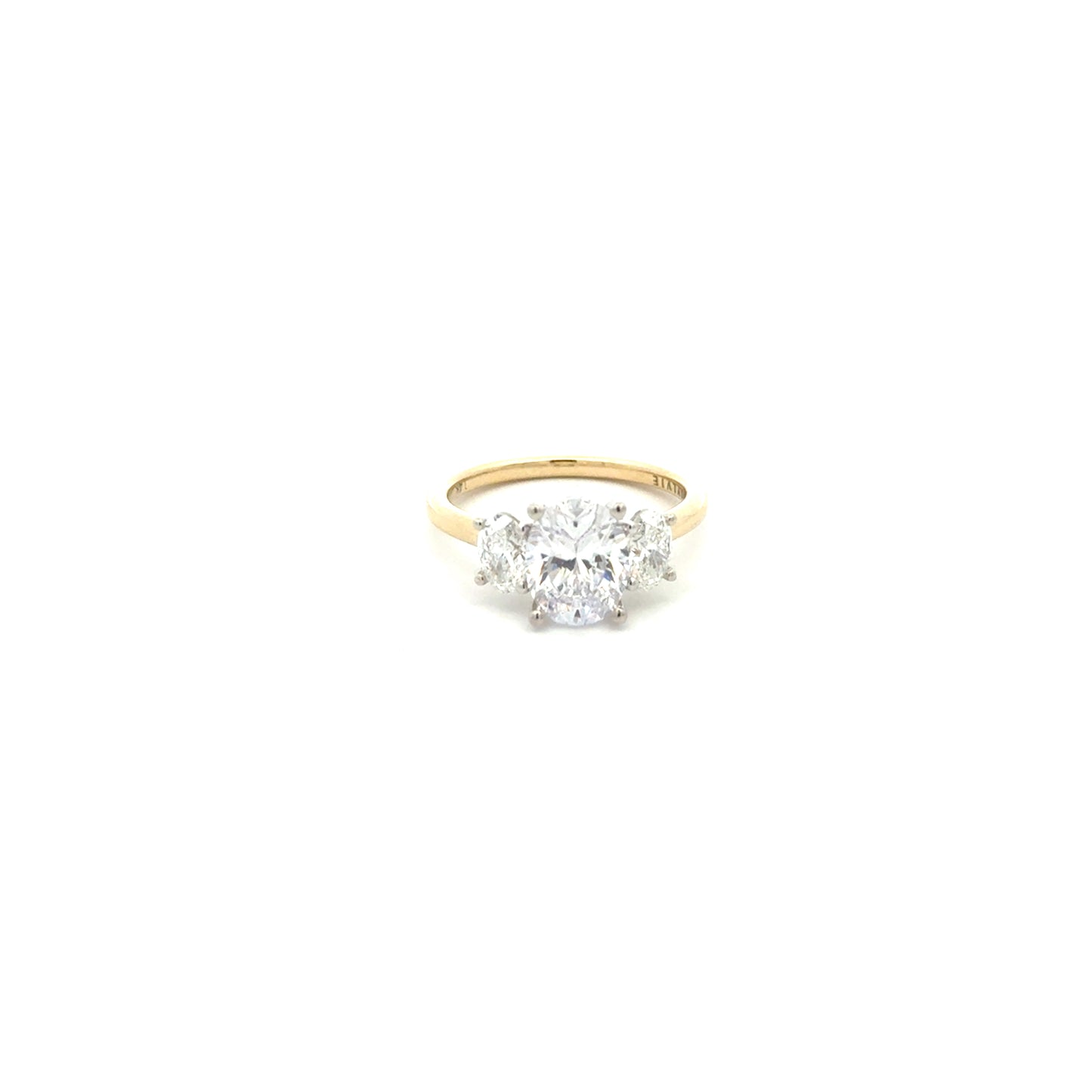 Diamond Solitaires/ Engagement Ring