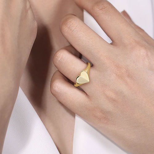 14K Yellow Gold Heart Ring
