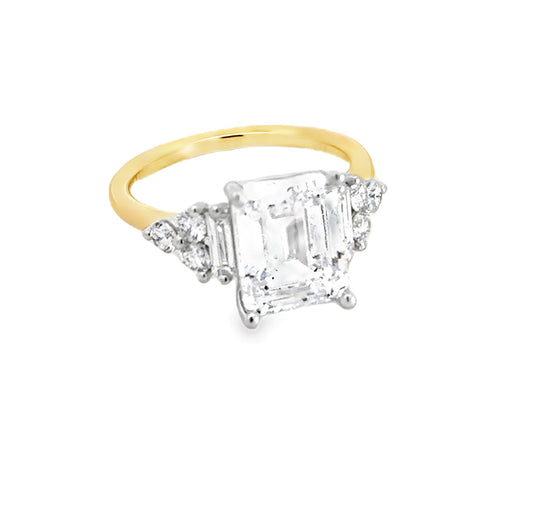 14K Emerald Shaped Diamond Engagement Ring