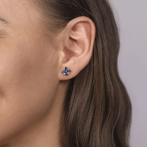 14K White Gold Diamond and Blue Sapphire Bursting Star Studs