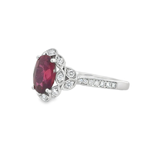 Kirkland Jewelry Estate | 14K White Gold Diamond and Ruby Ring