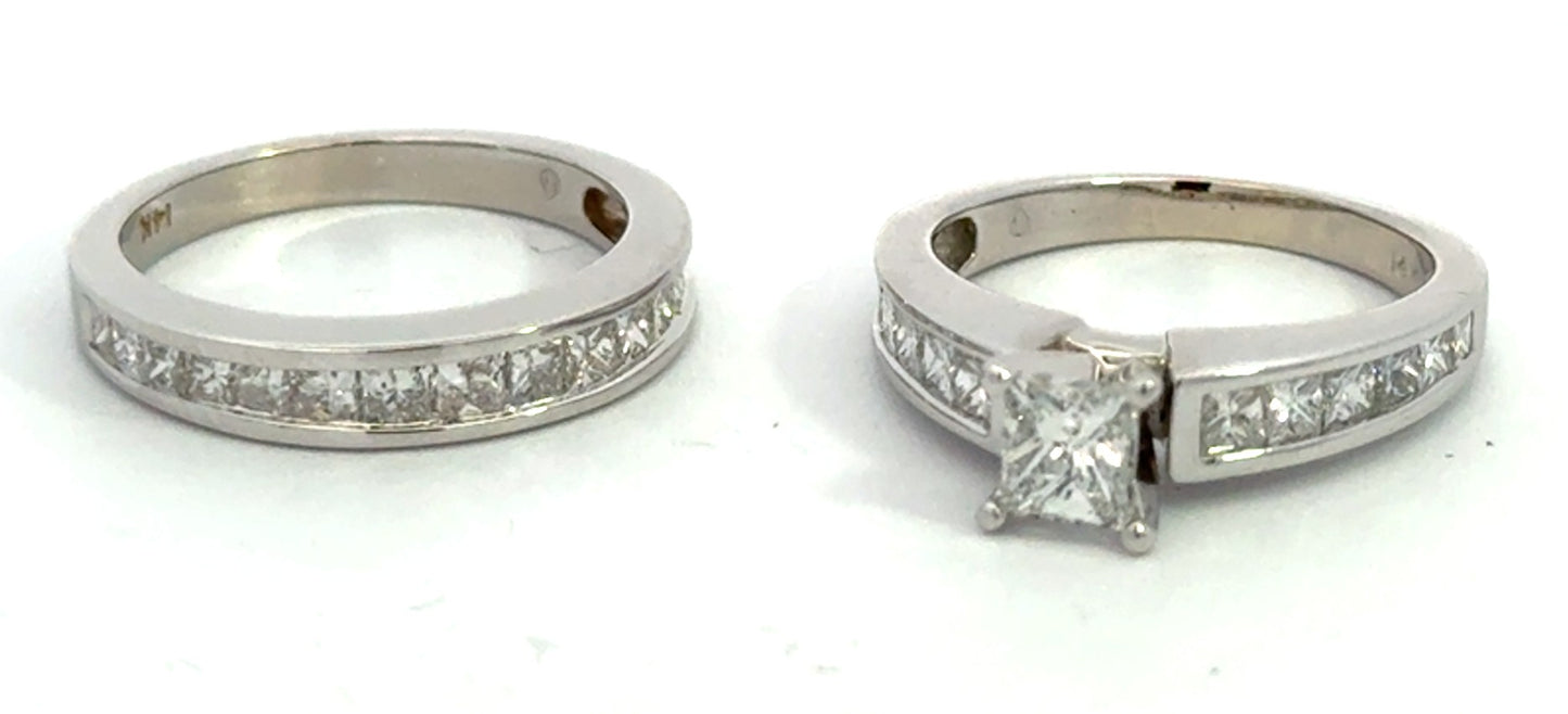 14K White Gold Princess Cut Diamond Engagement Ring Set (Approx. 1.00 CTW)
