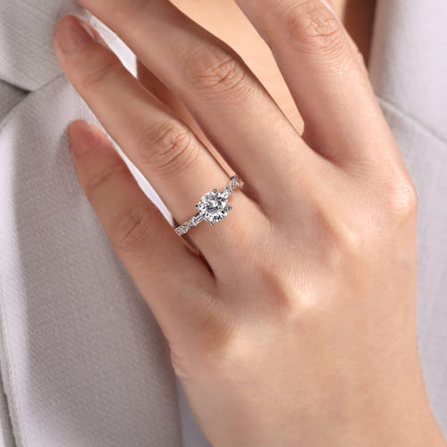 Diamond Solitaires/ Engagement Ring
