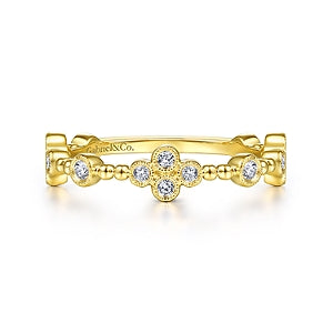 Gabriel & Co | 14K Yellow Gold Bezel Set Diamond Quatrefoil Station Ring
