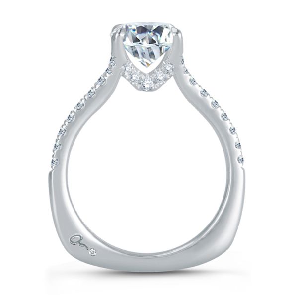 Round Solitaire Diamond Center Engagement Ring