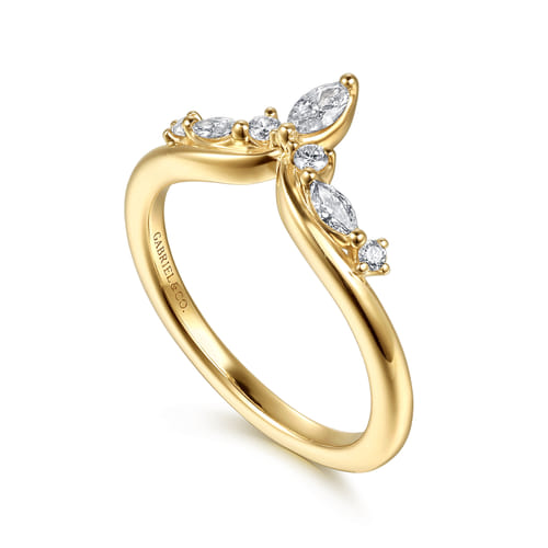 14K Yellow Gold Marquise and Round Diamond Anniversary Band (.25 CTW)