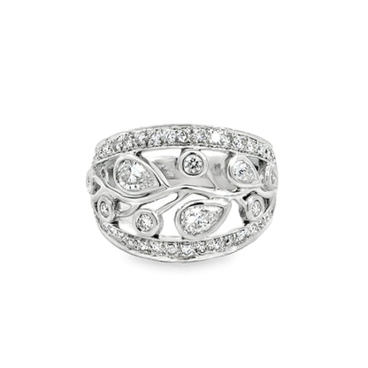 Kirkland Jewelry Estate | 14K White Gold Diamond Ring