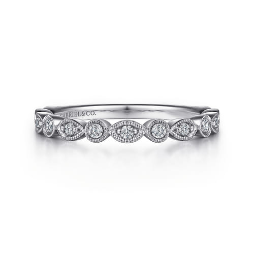14K White Gold Vintage-Inspired Round and Marquise Station Diamond Anniversary Band (.24 CTW)