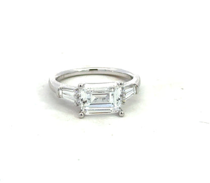 Diamond Solitaires/ Engagement Ring