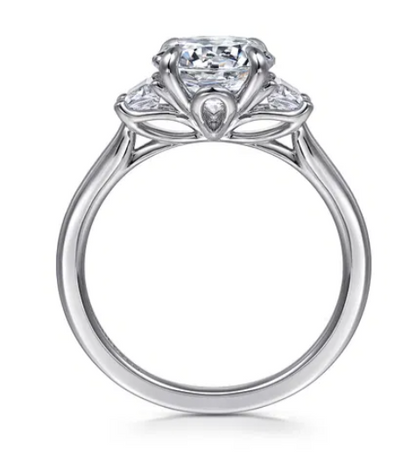 Diamond Solitaires/ Engagement Ring