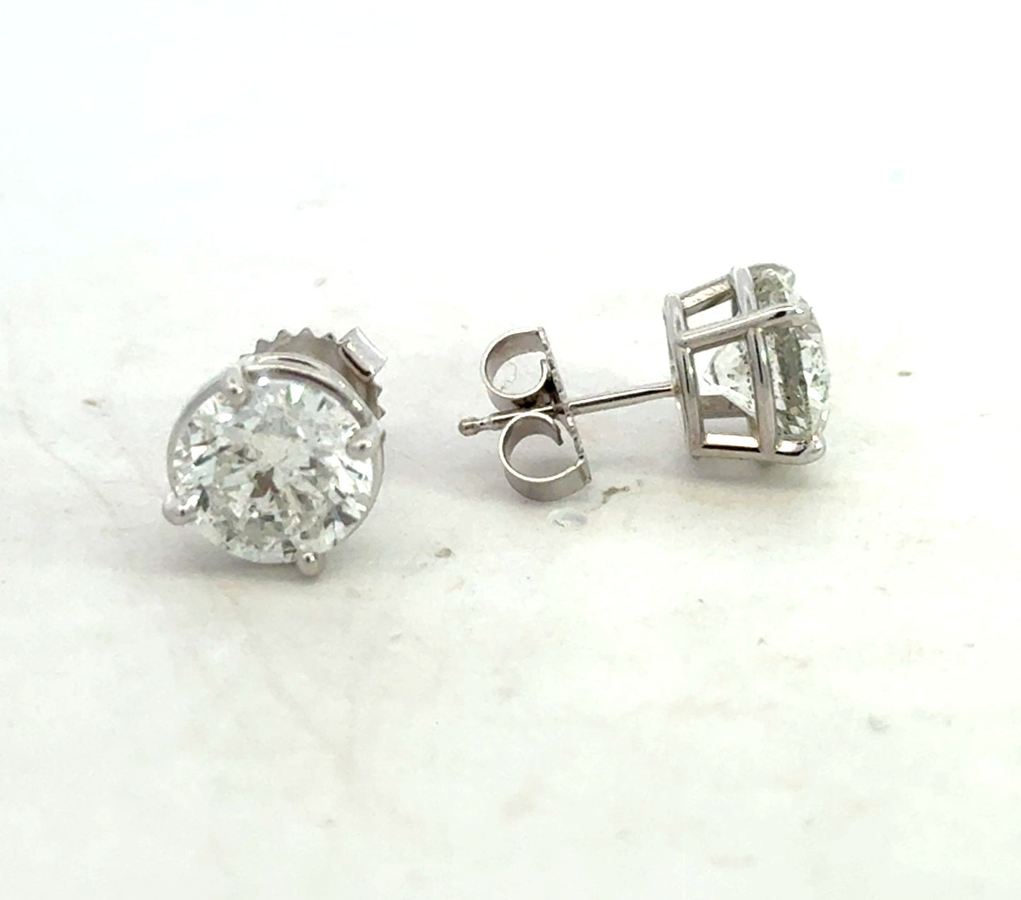 **Glamorous Princess-Cut Diamond Earrings in 14K White Gold - Timeless Elegance**