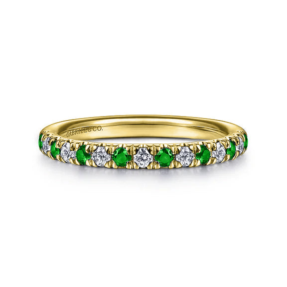 14K Yellow Gold 15 Stone Diamond and Emerald Anniversary Band