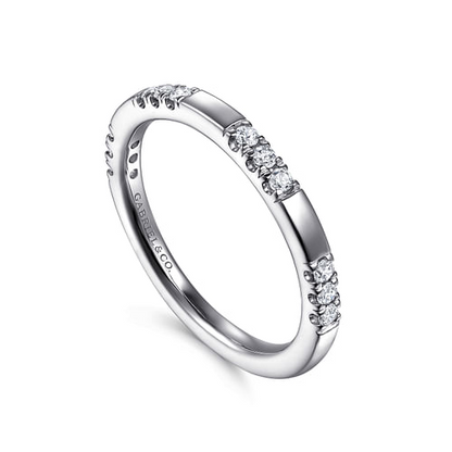 14K White Gold Diamond Wedding Band
