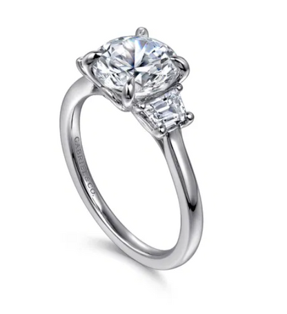 Diamond Solitaires/ Engagement Ring