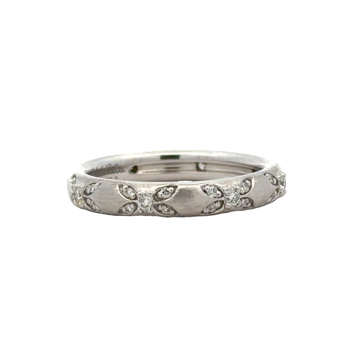 Kirkland Jewelry Estate | 14K White Gold and Diamond Band