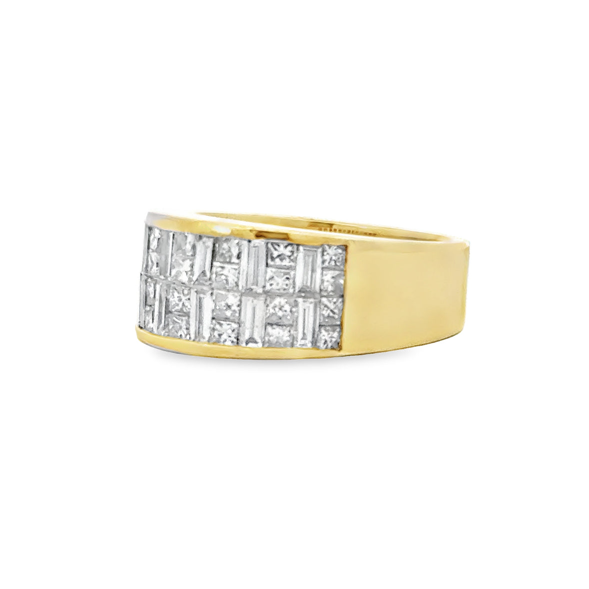 Kirkland Jewelry Estate | 18K Yellow Gold Diamond Band