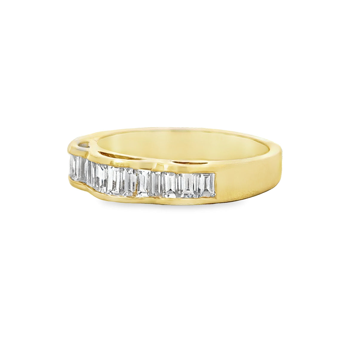 Kirkland Jewelry Estate | 18K Yellow Gold Diamond Band