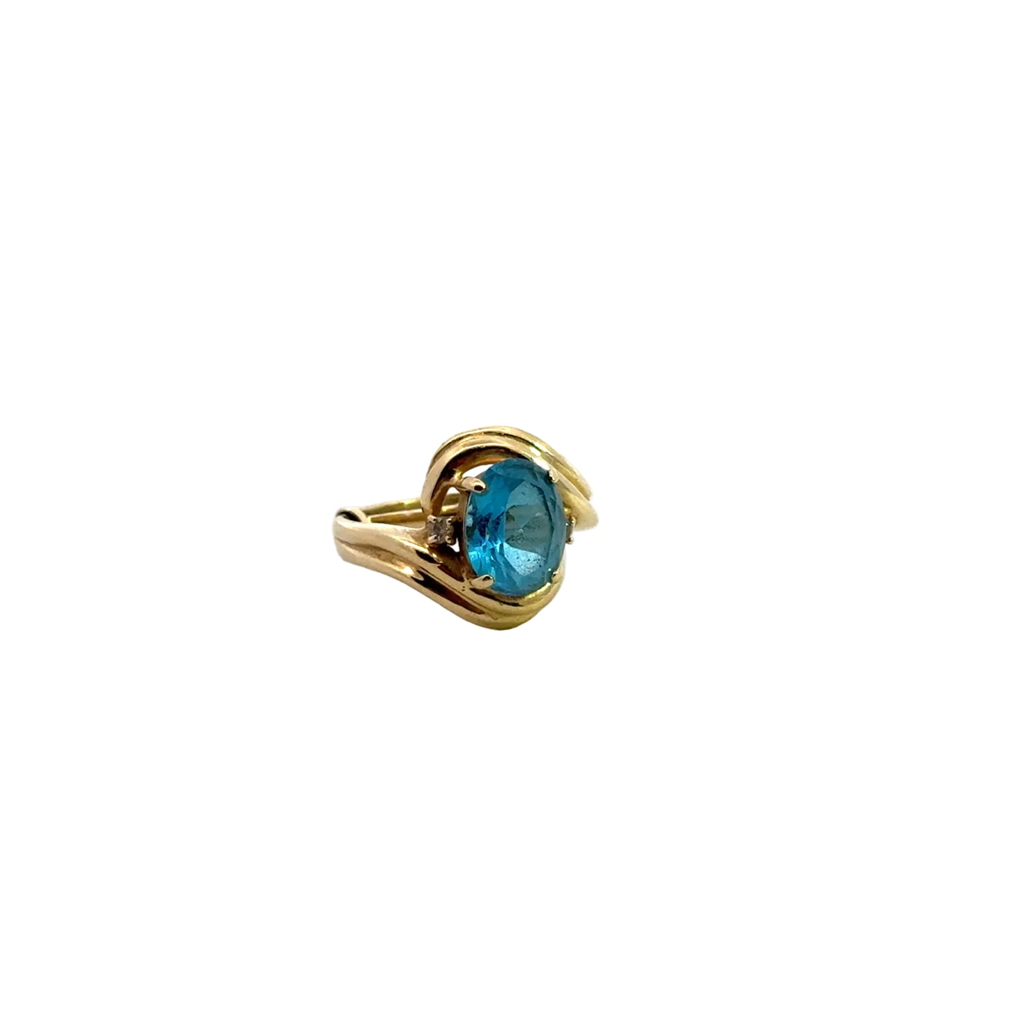 Kirkland Jewelry Estate | 14K Yellow Gold Blue Topaz and Diamond Ring