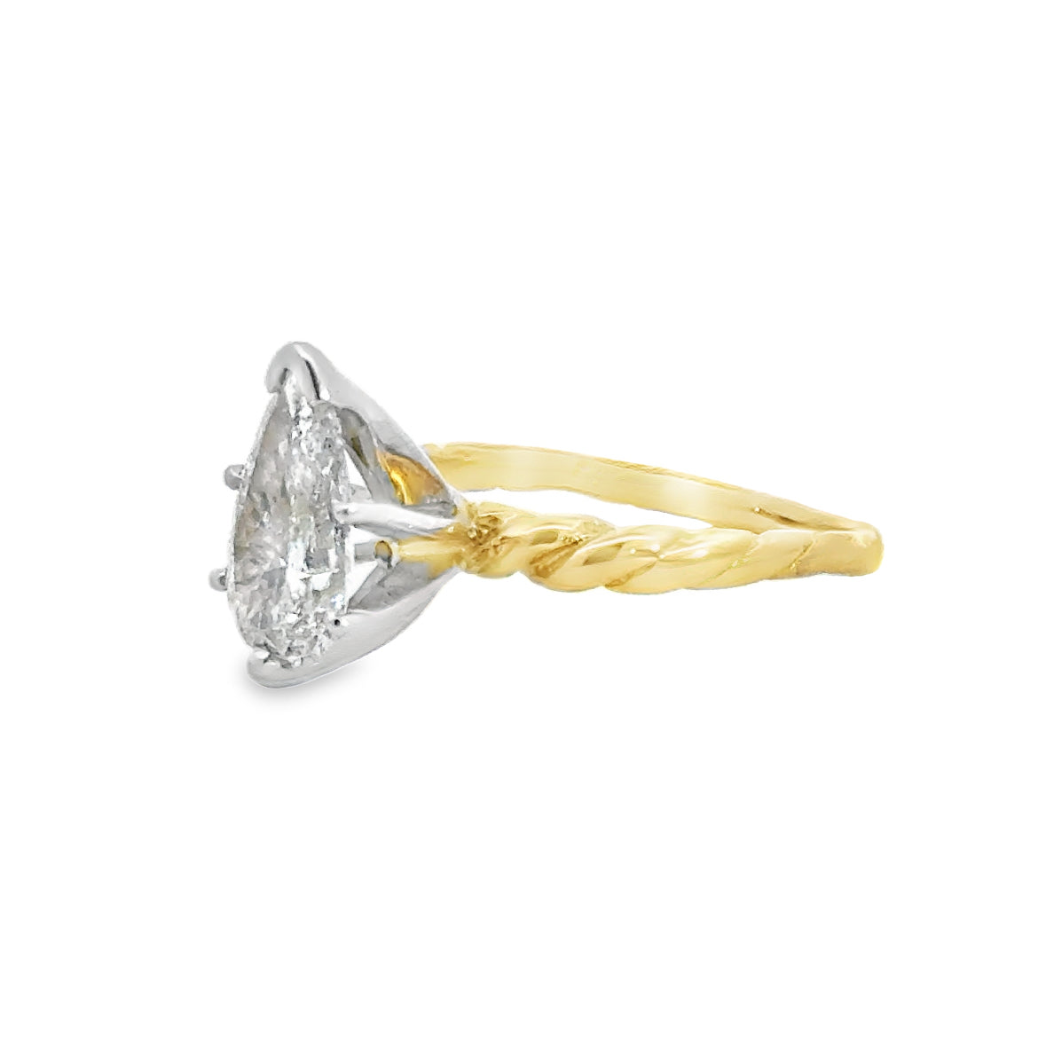 Kirkland Jewelry Estate | 18K Yellow Gold Pear Shape Solitaire Ring