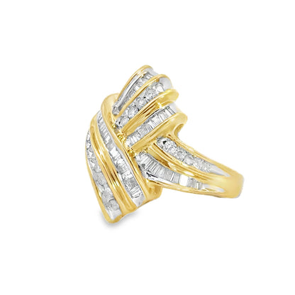 Kirkland Jewelry Estate | 14K Yellow Gold Diamond Fashion Ring