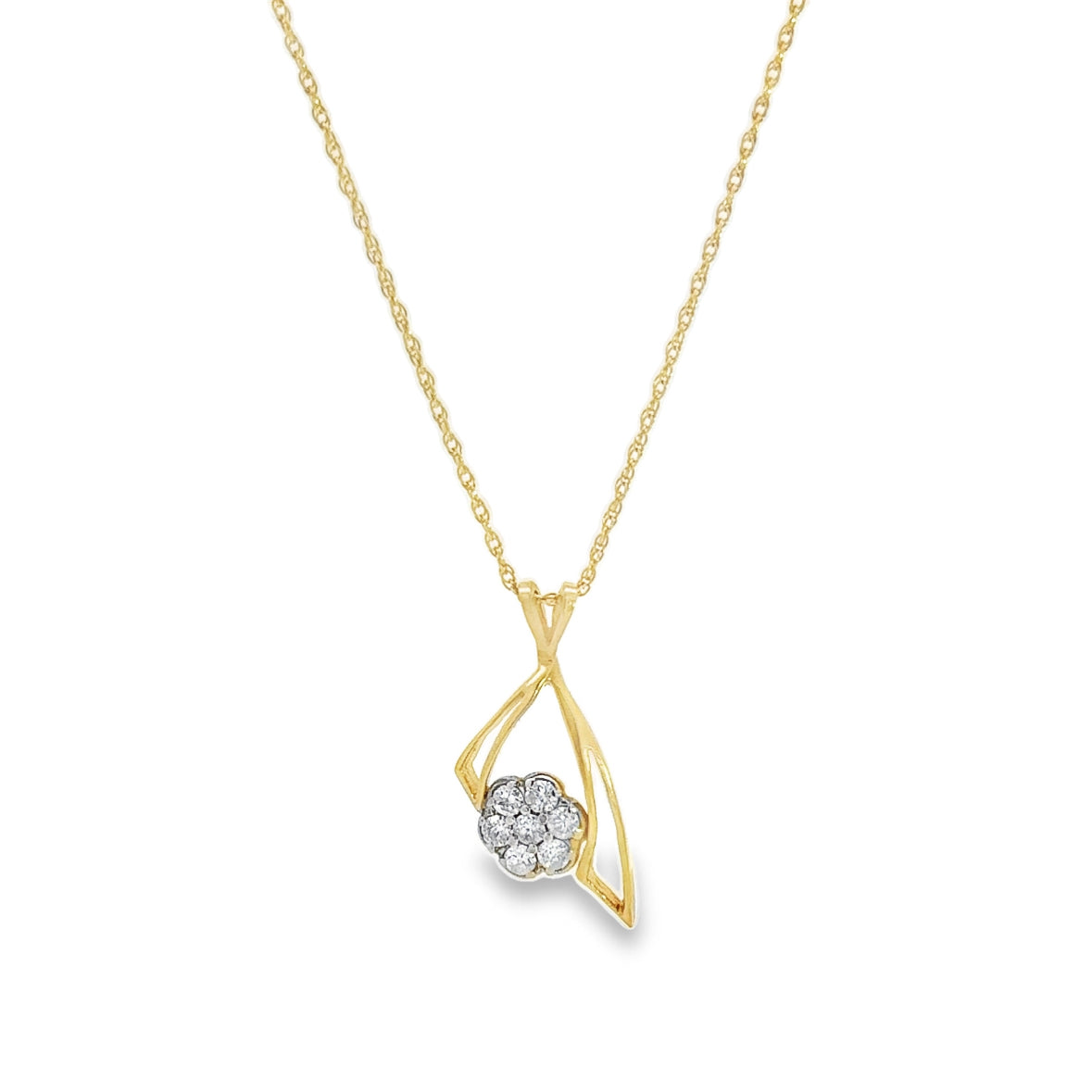 Kirkland Jewelry Estate | 14K Yellow Gold Diamond Cluster Necklace