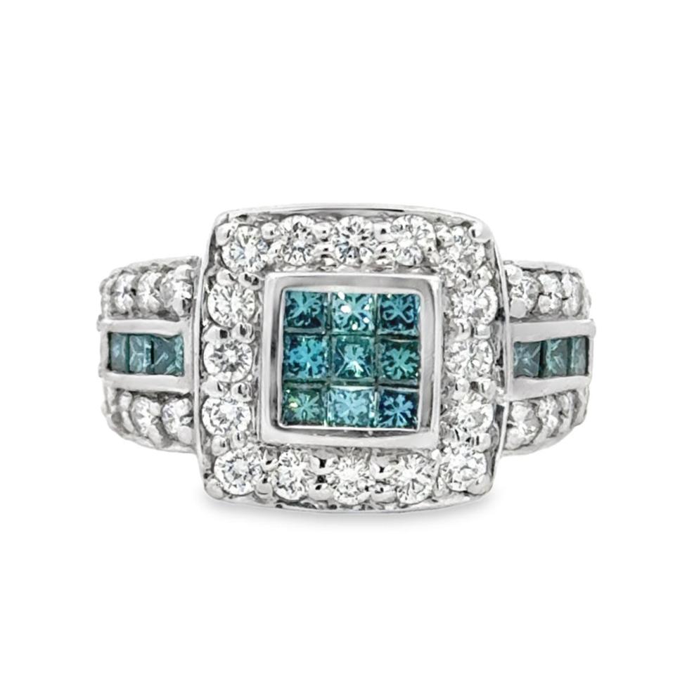 Kirkland Jewelry Estate | 14K White Gold Diamond and Blue Radiated Diamond Ring