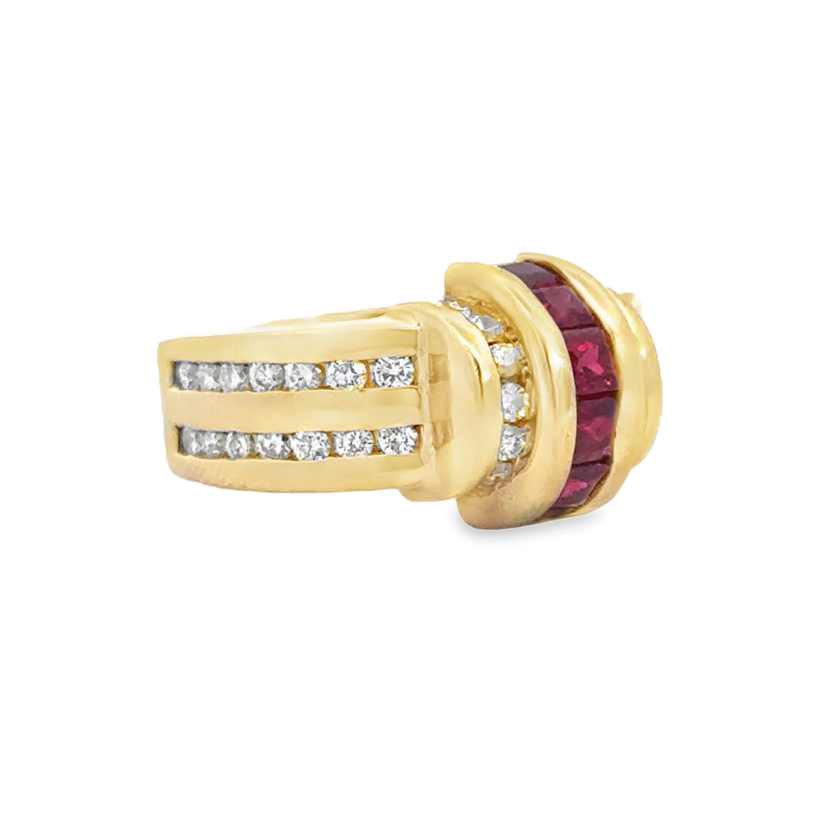 Kirkland Jewelry Estate | 14K Yellow Gold Red Stone and Diamond Ring