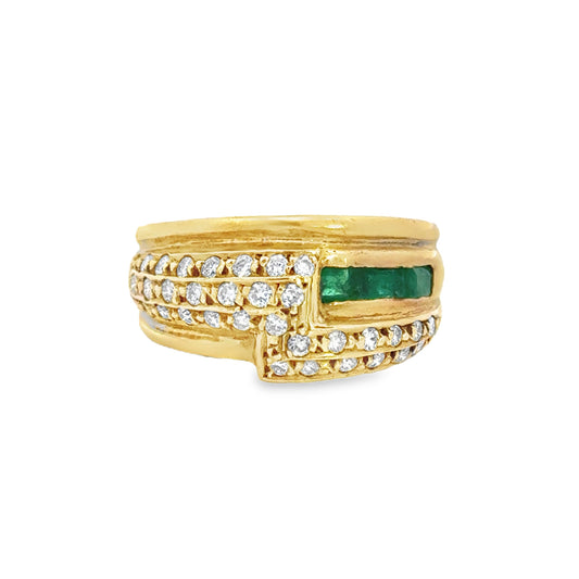 Kirkland Jewelry Estate | 18K Yellow Gold Emerald and Diamond Ring