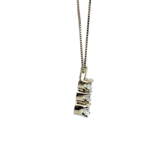 Kirkland Jewelry Estate | Ladies 14K White Gold Diamond Pendant