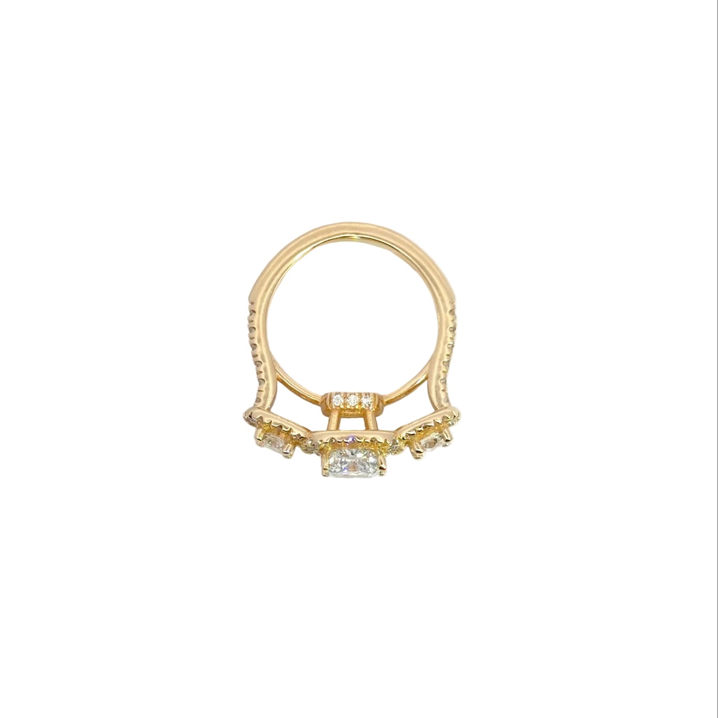 Kirkland Jewelry Estate | 14K Yellow Gold Three Stone Halo Style Ring with Lab Grown Center