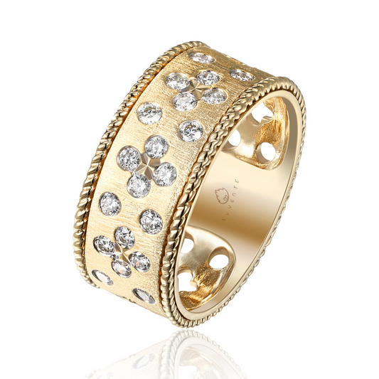 14K Clover Wide Diamond Band