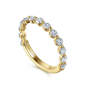 14K Yellow Gold Single Prong Diamond Anniversary Band