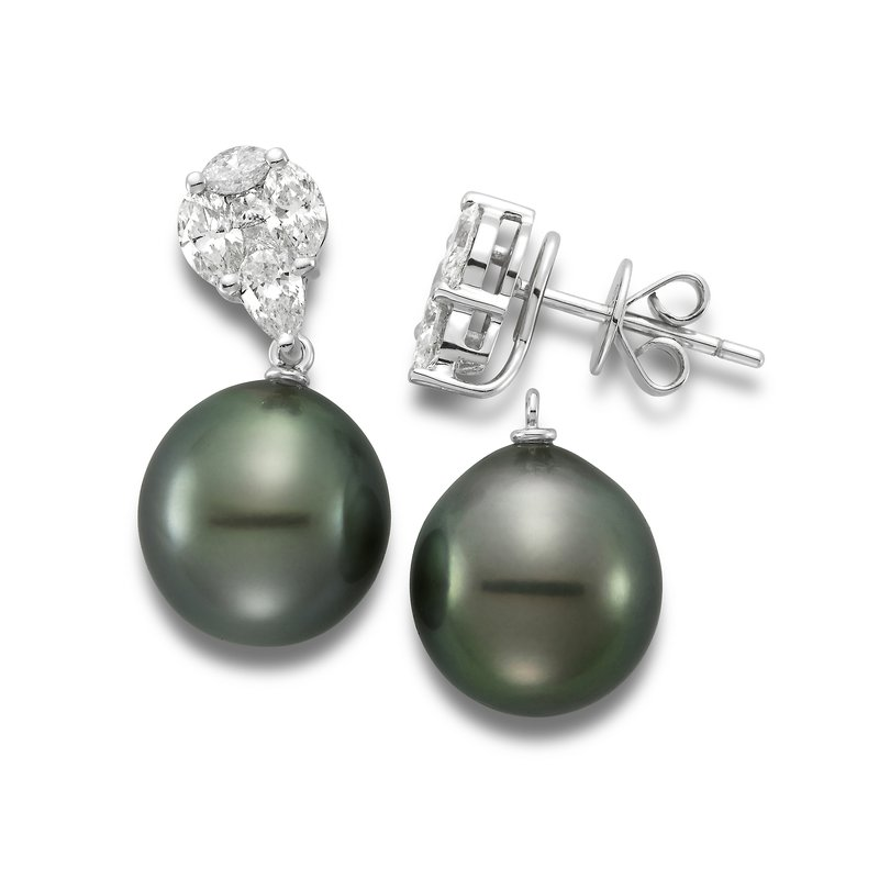 Pearl Earring