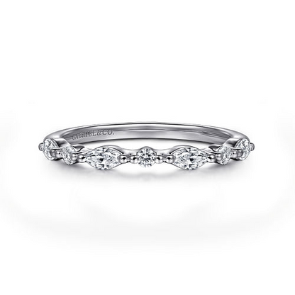 14K White Gold Diamond Wedding Band