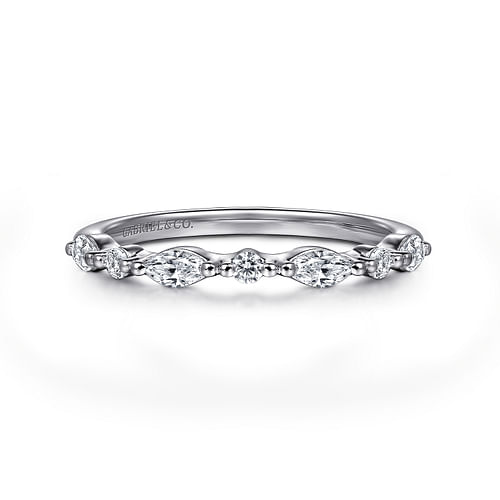 14K White Gold Diamond Wedding Band