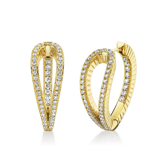 Linéaire Fine Line Shell Shape Diamond Hoop Earrings