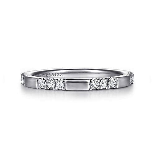 14K White Gold Diamond Wedding Band