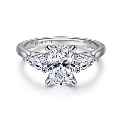 Diamond Solitaires/ Engagement Ring